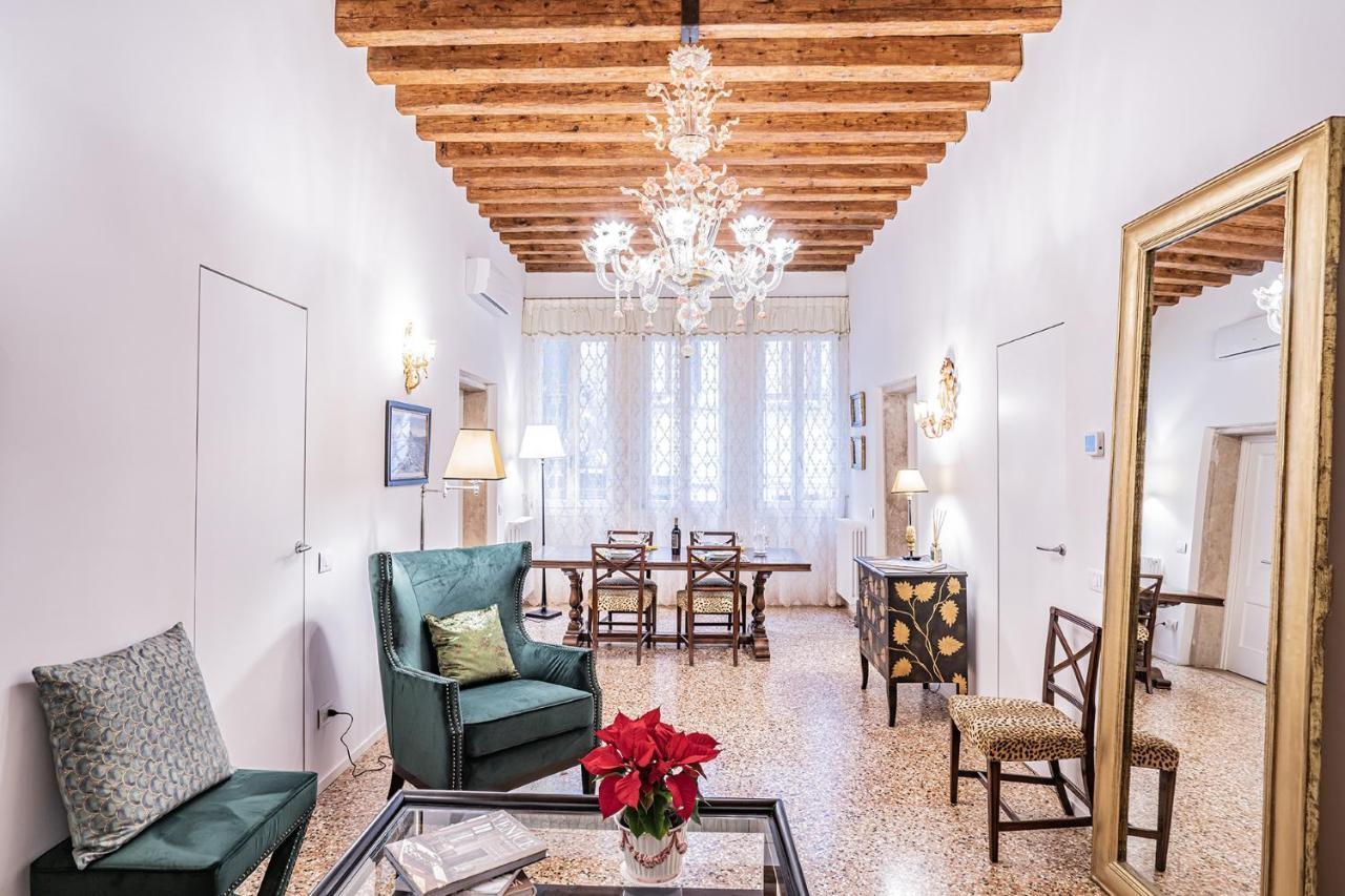 Ca' San Beneto Completely Refurbished In A Fabulously Central Area Venezia Esterno foto
