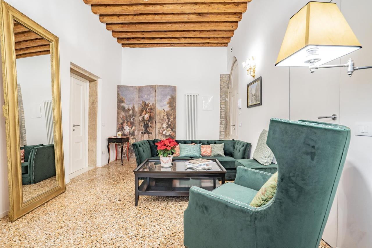Ca' San Beneto Completely Refurbished In A Fabulously Central Area Venezia Esterno foto